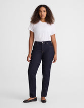 The Petite Curvy Jules Slim-Straight Jean in Rinse Wash