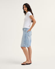 The V-Waist Bermuda Short in Airy Denim