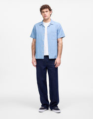 Chambray Short-Sleeve Button-Up Shirt in Cotton Linen Blend