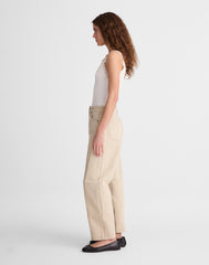 Short Pieced Barrel-Leg Jeans