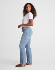 The Short Curvy Dean Easy Straight Jean in Airy Denim