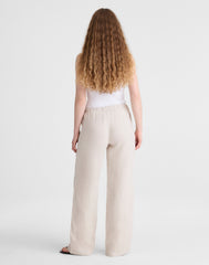Short Pull-On Pants in 100% Linen