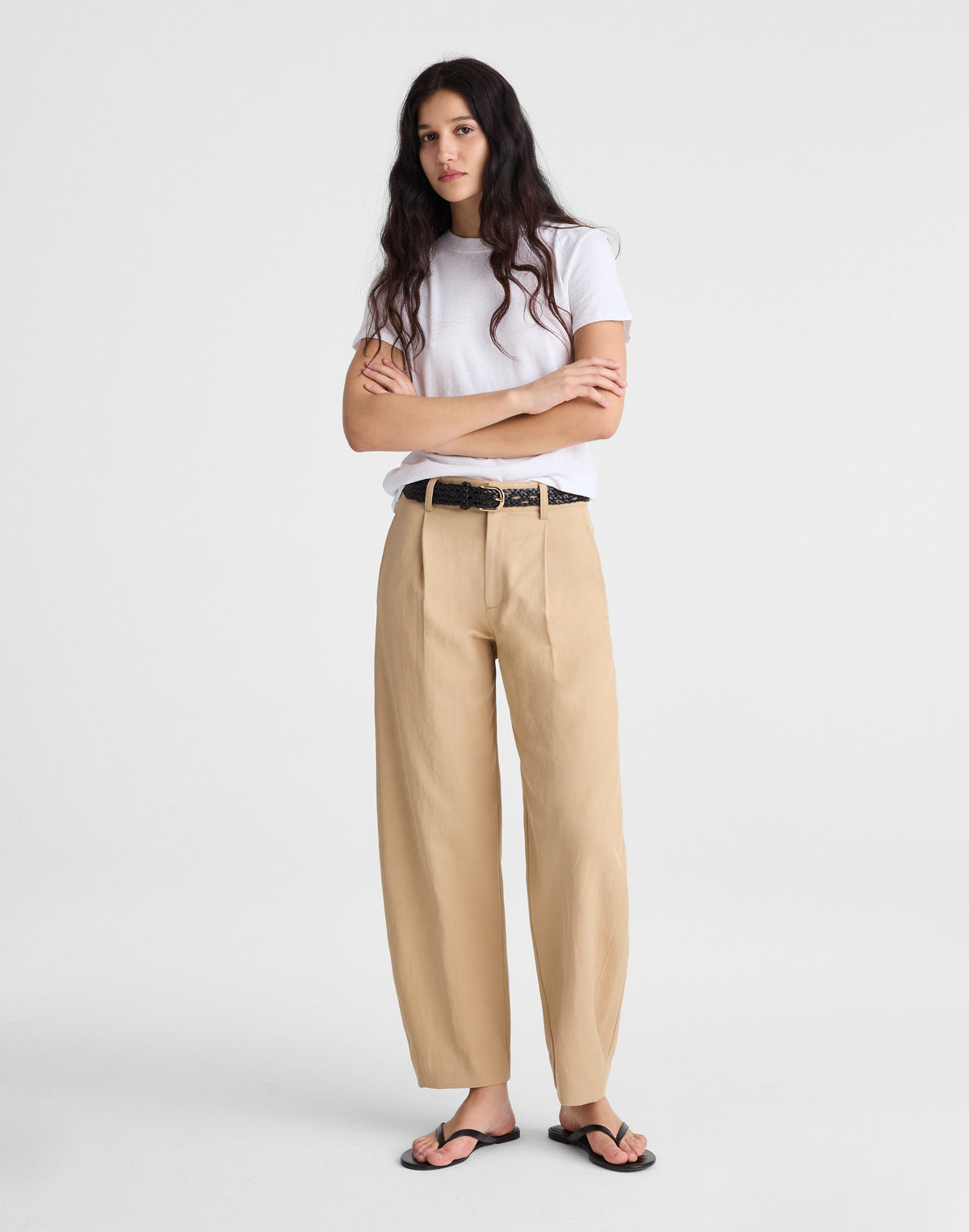 The Short Barrel-Leg Pant in Drapey Twill